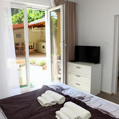 Elegant Bop Apartment *